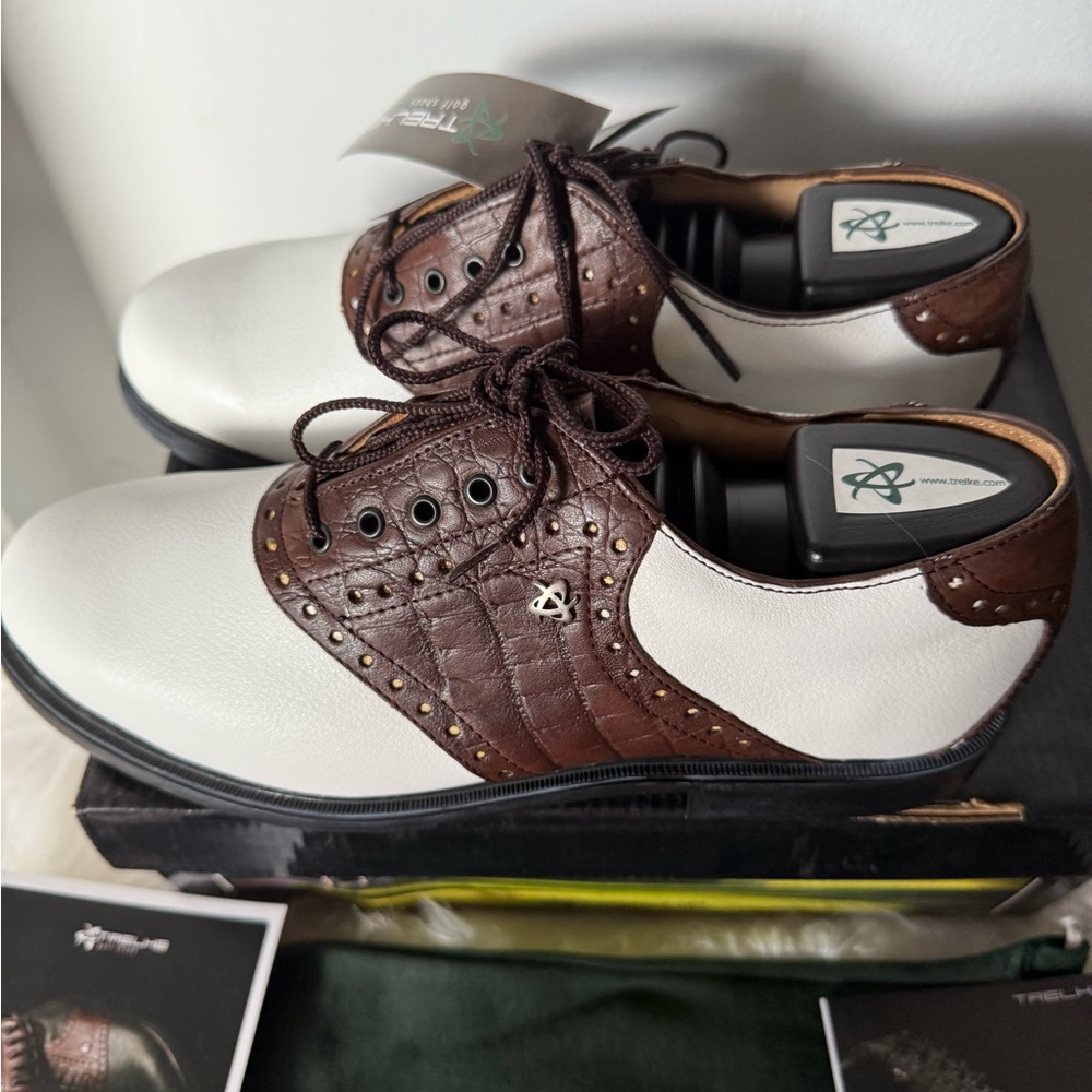 Trelhe Golf Shoes – Men’s Size 8.5 – Brown & White – NEW with Tags